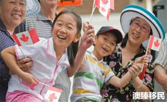 一家三口移民加拿大如何让孩子更快适应加拿大